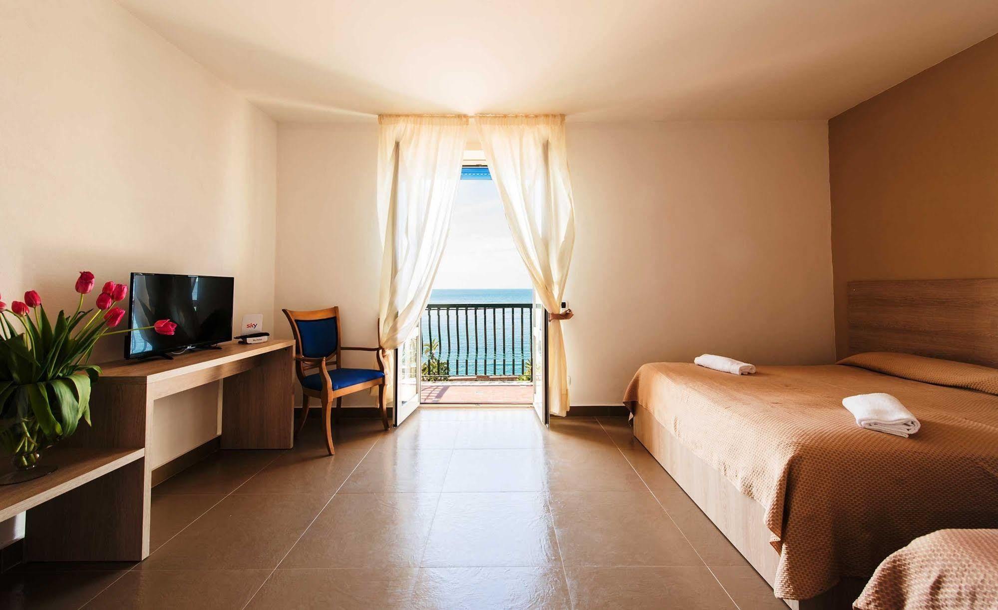 Hotel Stella Maris Terme Casamicciola Terme Exterior foto